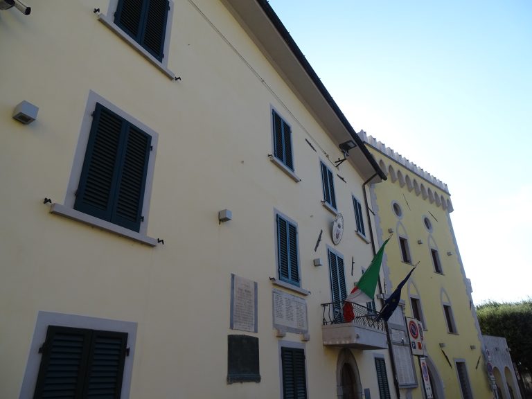 Il palazzo del municipio