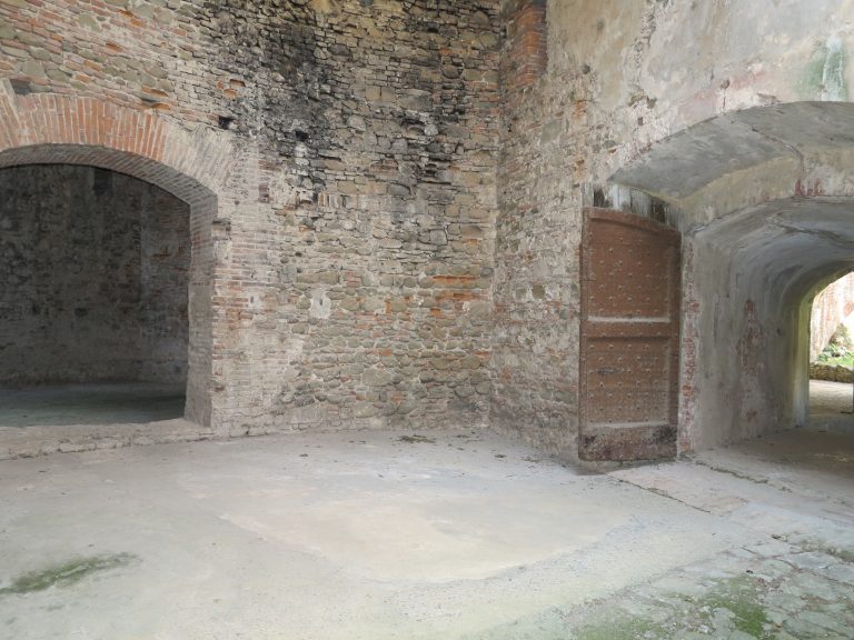 Stanze ovest della Fortezza, che fungevano da polveriera e deposito armi