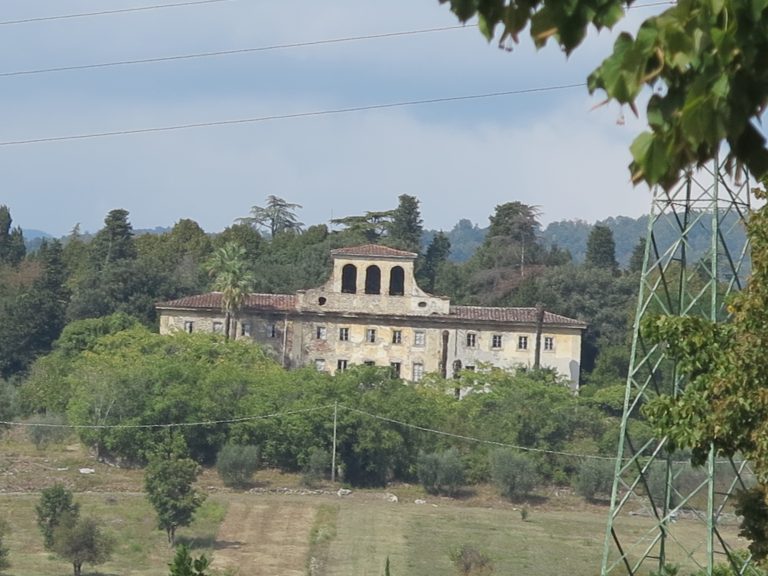 Ville Sbertoli, veduta da Viale Italia, Pistoia