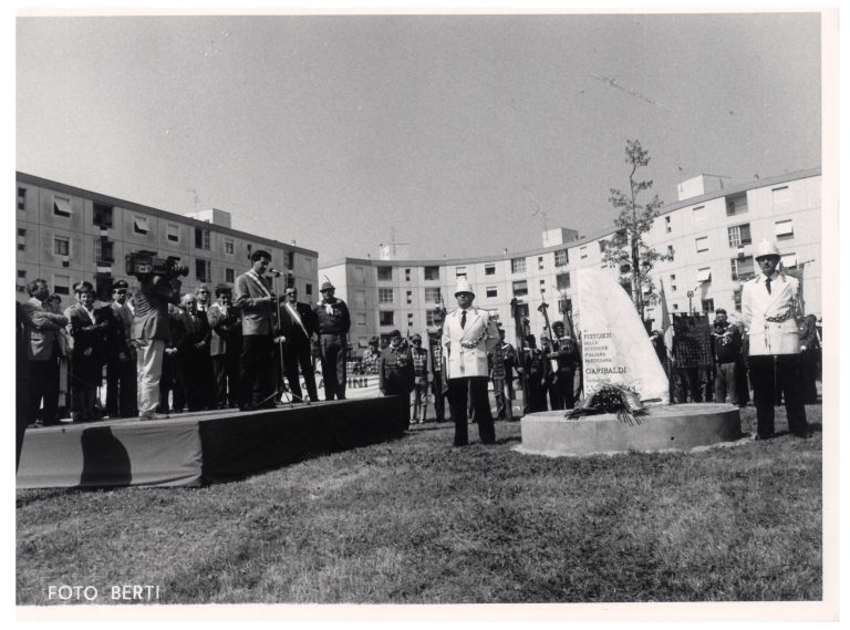 Inaugurazione del monumento ai partigiani alle Fornaci nel 1992, Archivio storico ISRPT